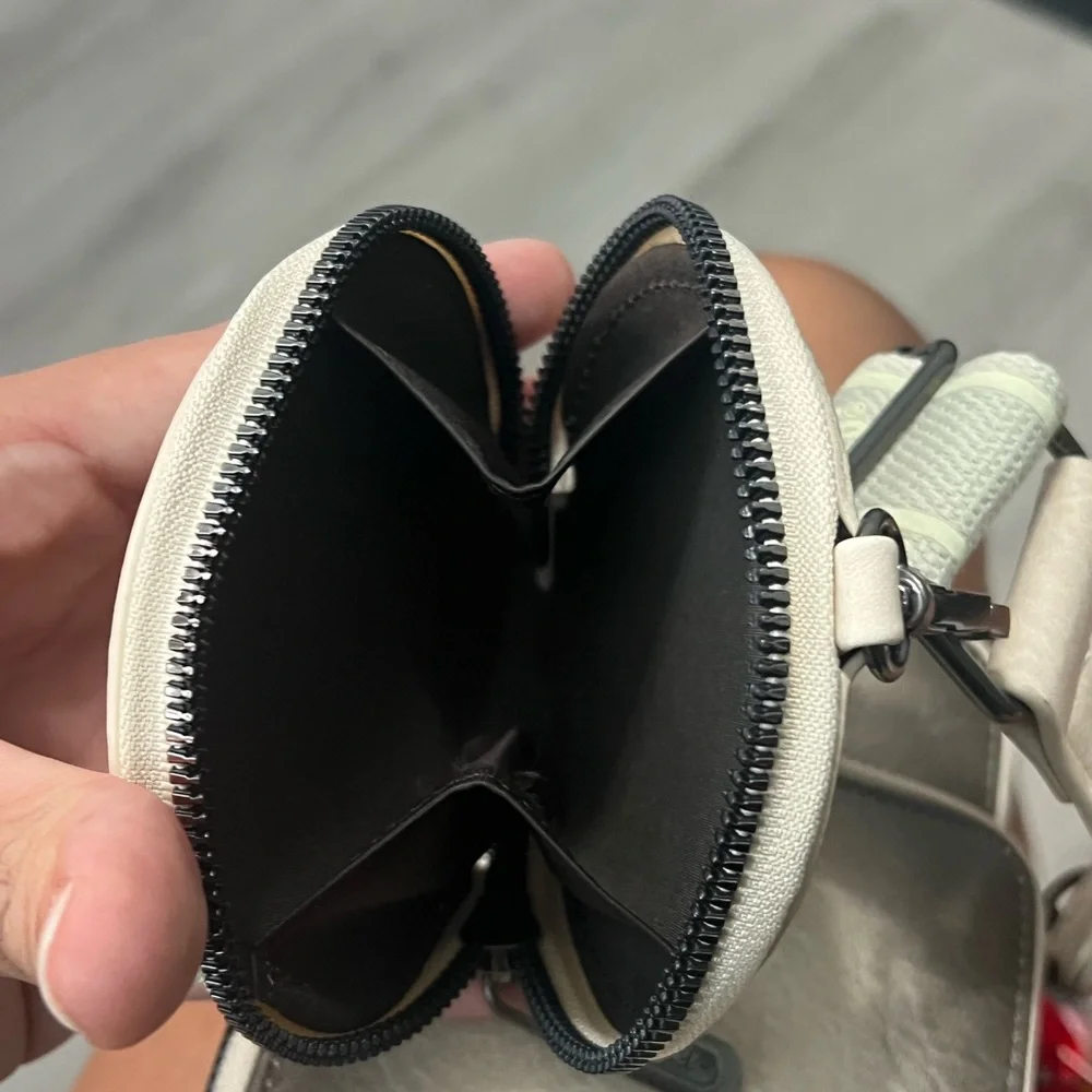 Wrangler Crossbody Bag Set with Coin Purse - Picture 11 of 11